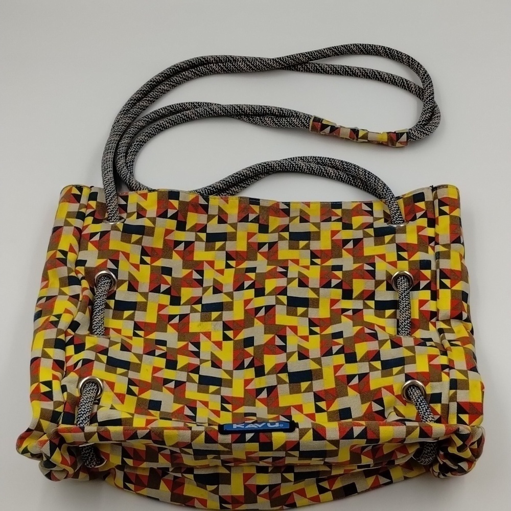 KAVU Keepsake Shoulder Rope Bag Multicolor Triangle Geometric Print
